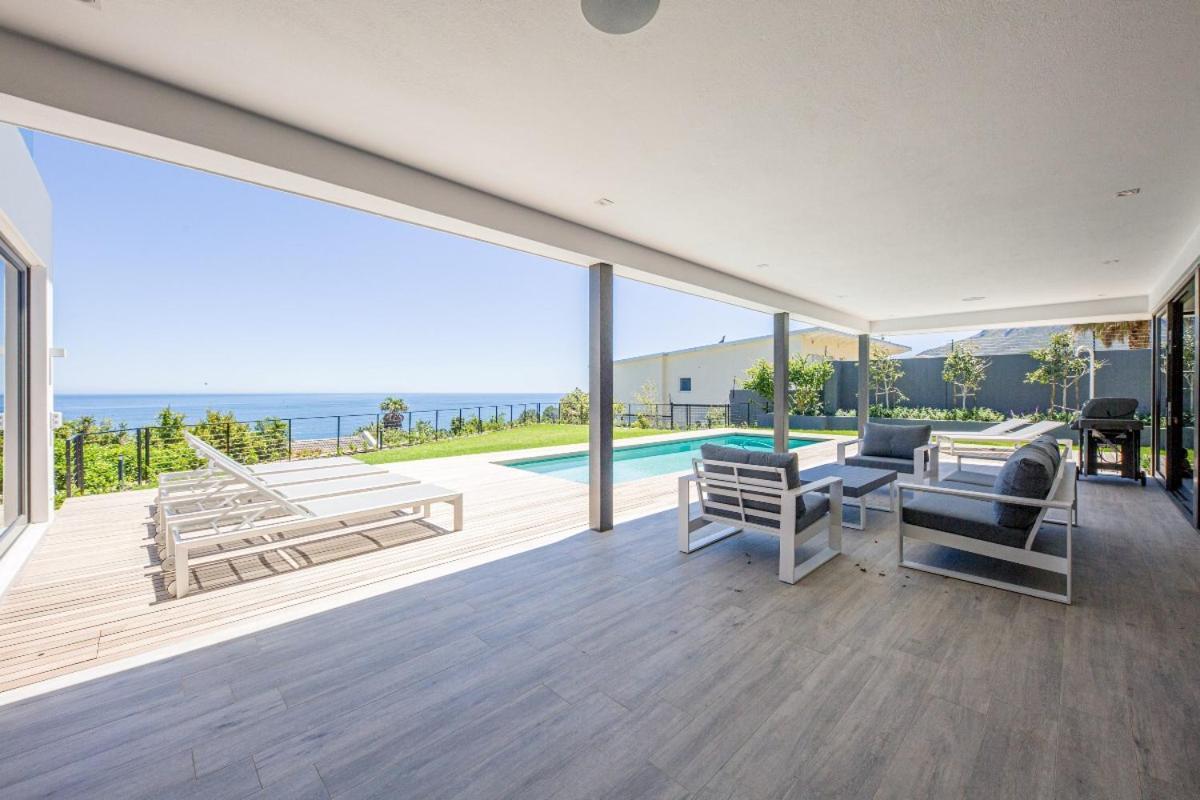 Villa 8 Fiskaal Cape Town