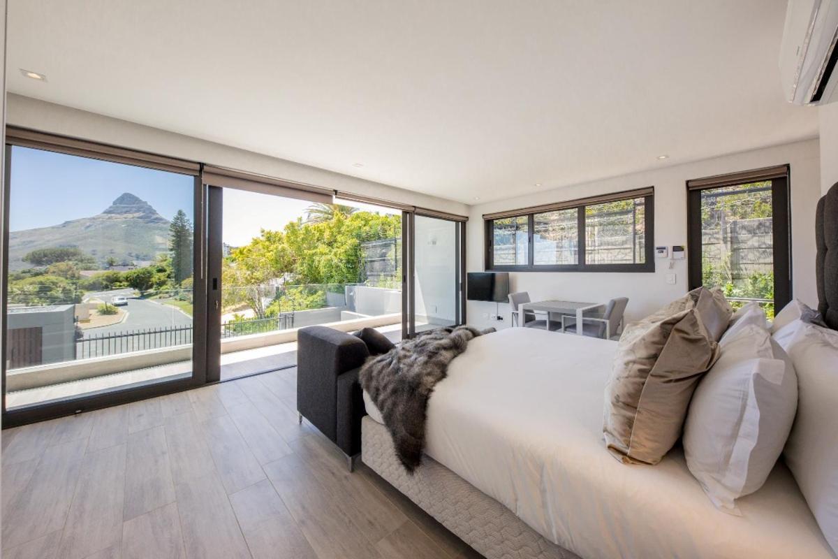 Villa 8 Fiskaal Cape Town