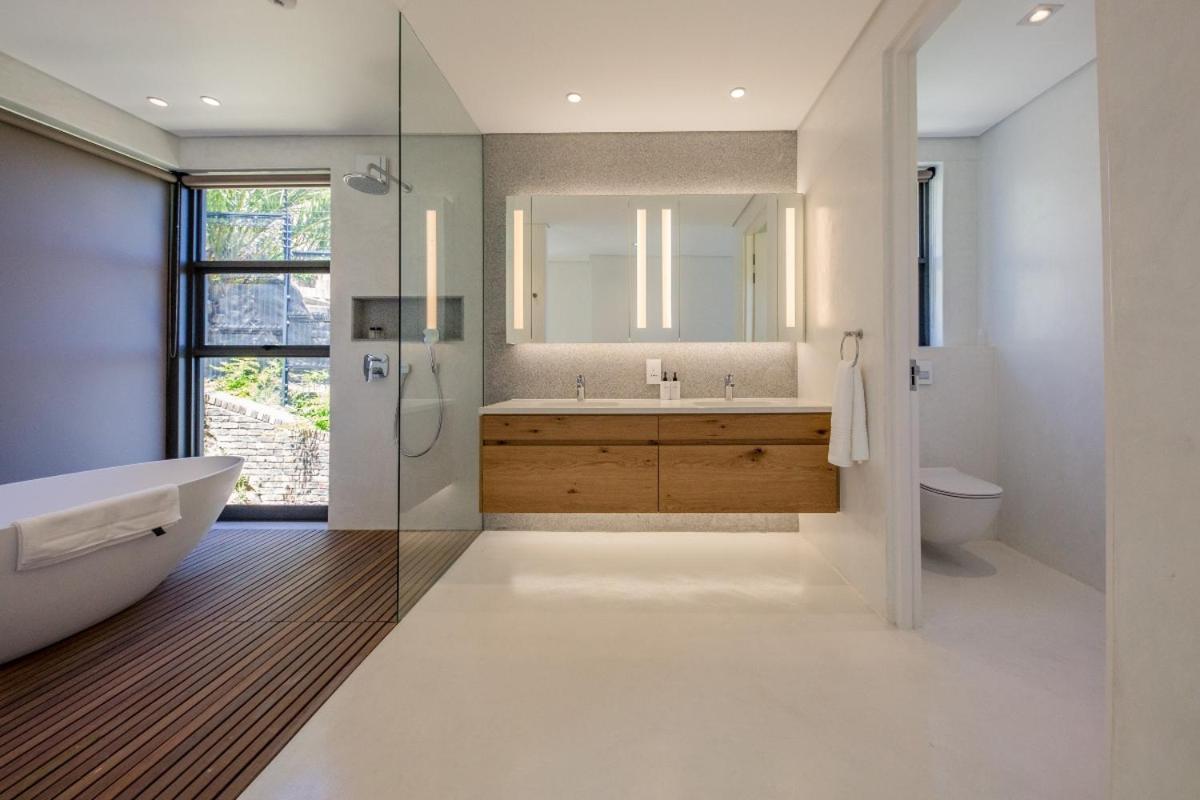 Villa 8 Fiskaal Cape Town